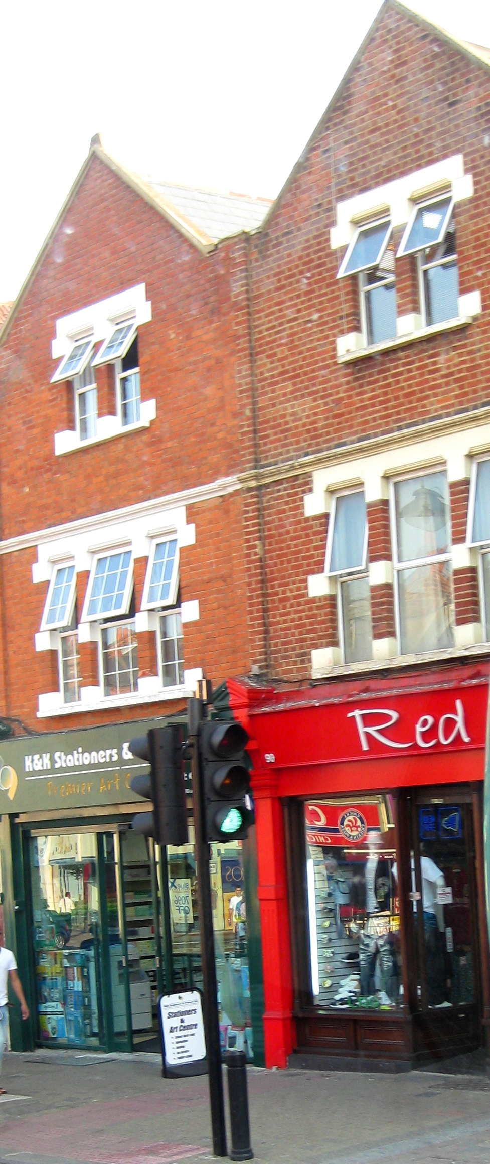 Red Shoppe